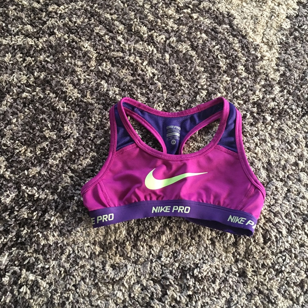 Nike sports bra